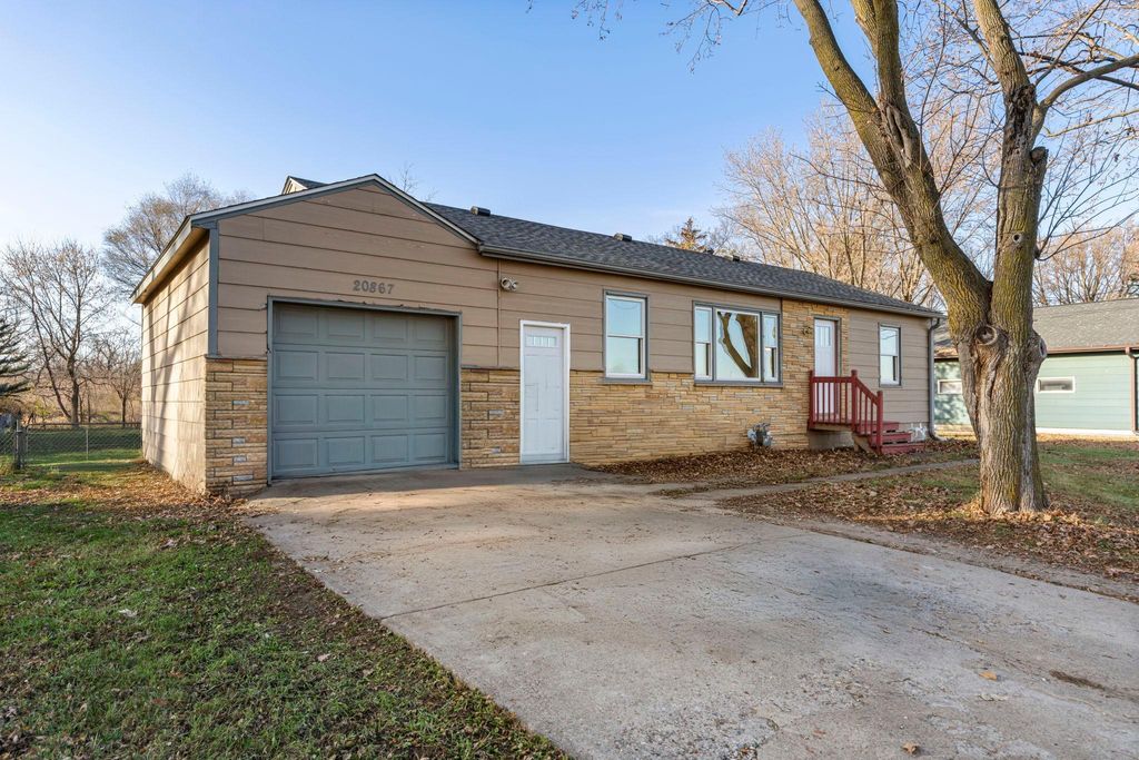Photo of 20867 Chippendale Avenue W, Farmington, MN 55024 (MLS # 6821389)