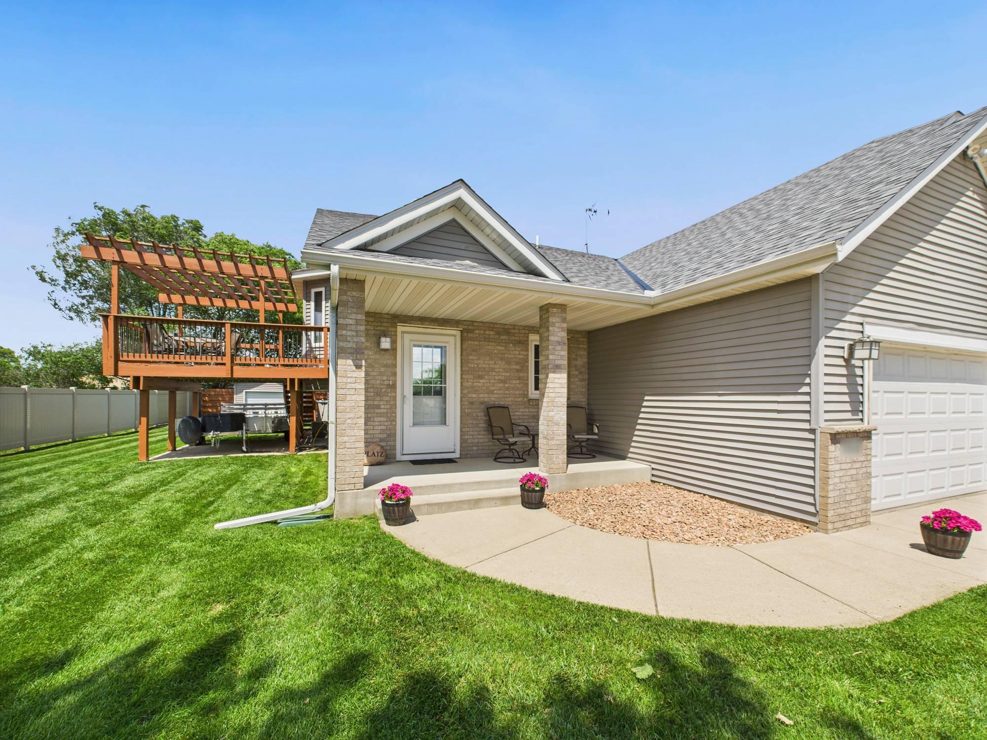 103 Foxmore Way