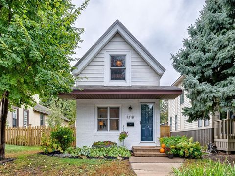 1318 Washington Street NE Minneapolis MN 55413