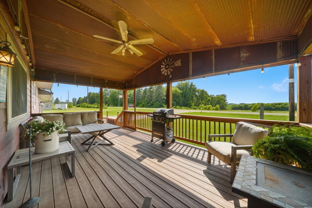 Photo of 5037 22nd Avenue SW, Owatonna, MN 55060 (MLS # 7098920)