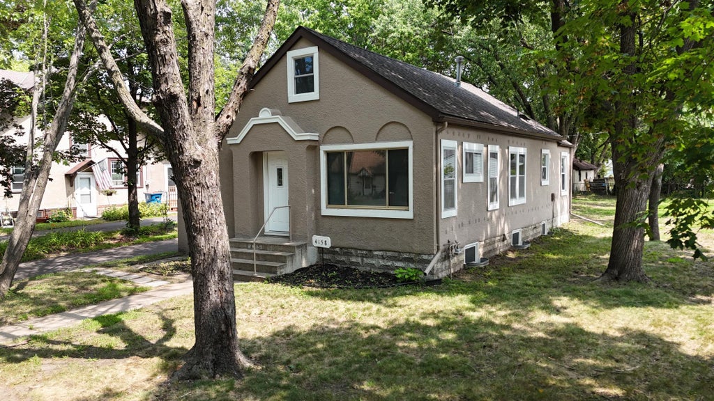 Photo of 4158 Zane Avenue N, Robbinsdale, MN 55422 (MLS # 7152184)