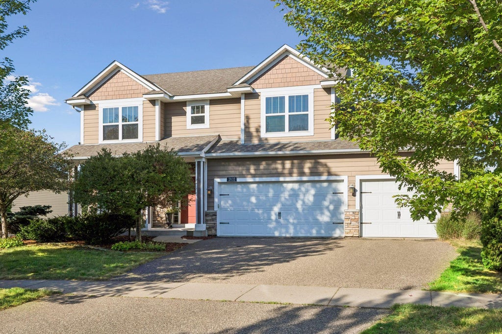 Photo of 2832 Liberty Trail, Woodbury, MN 55129 (MLS # 7138919)