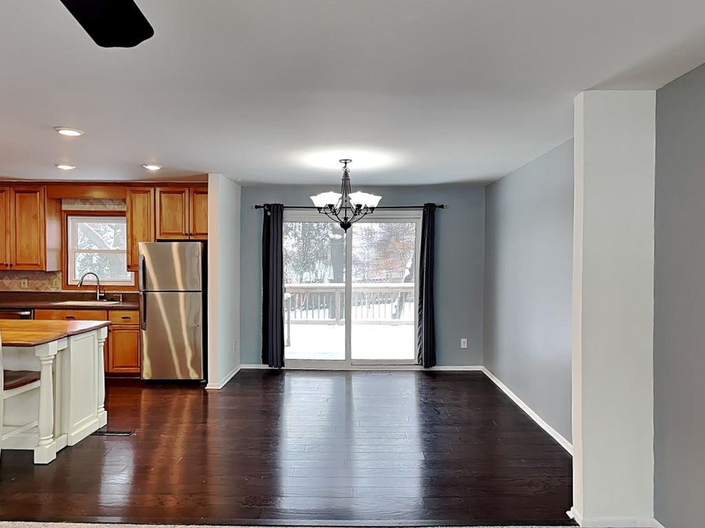 Photo of 412 Harold Drive, Burnsville, MN 55337 (MLS # 7025226)