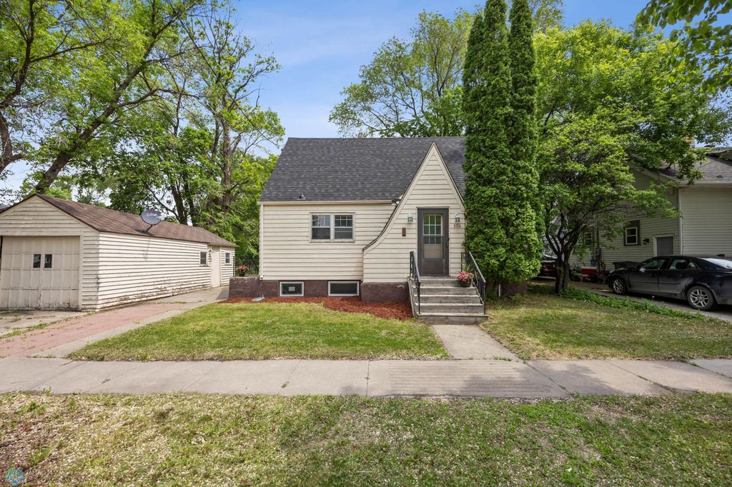 Photo of 310 10th Street S, Moorhead, MN 56560 (MLS # 6729664)
