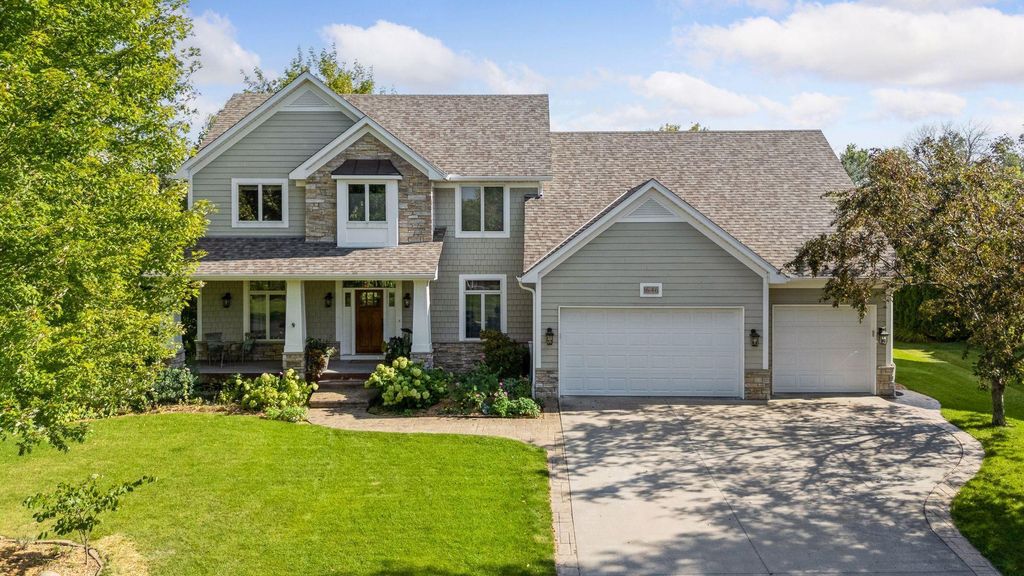 Photo of 1646 Isabella Parkway, Chaska, MN 55318 (MLS # 7009486)