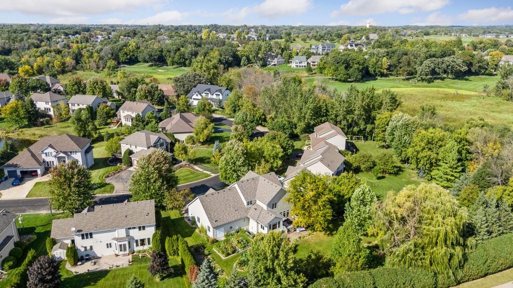 Photo of 1646 Isabella Parkway, Chaska, MN 55318 (MLS # 7009486)