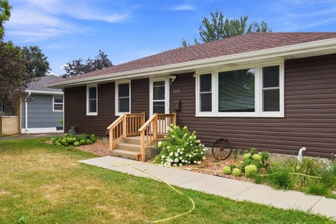 Photo of 7221 16th Avenue S, Richfield, MN 55423 (MLS # 7164103)