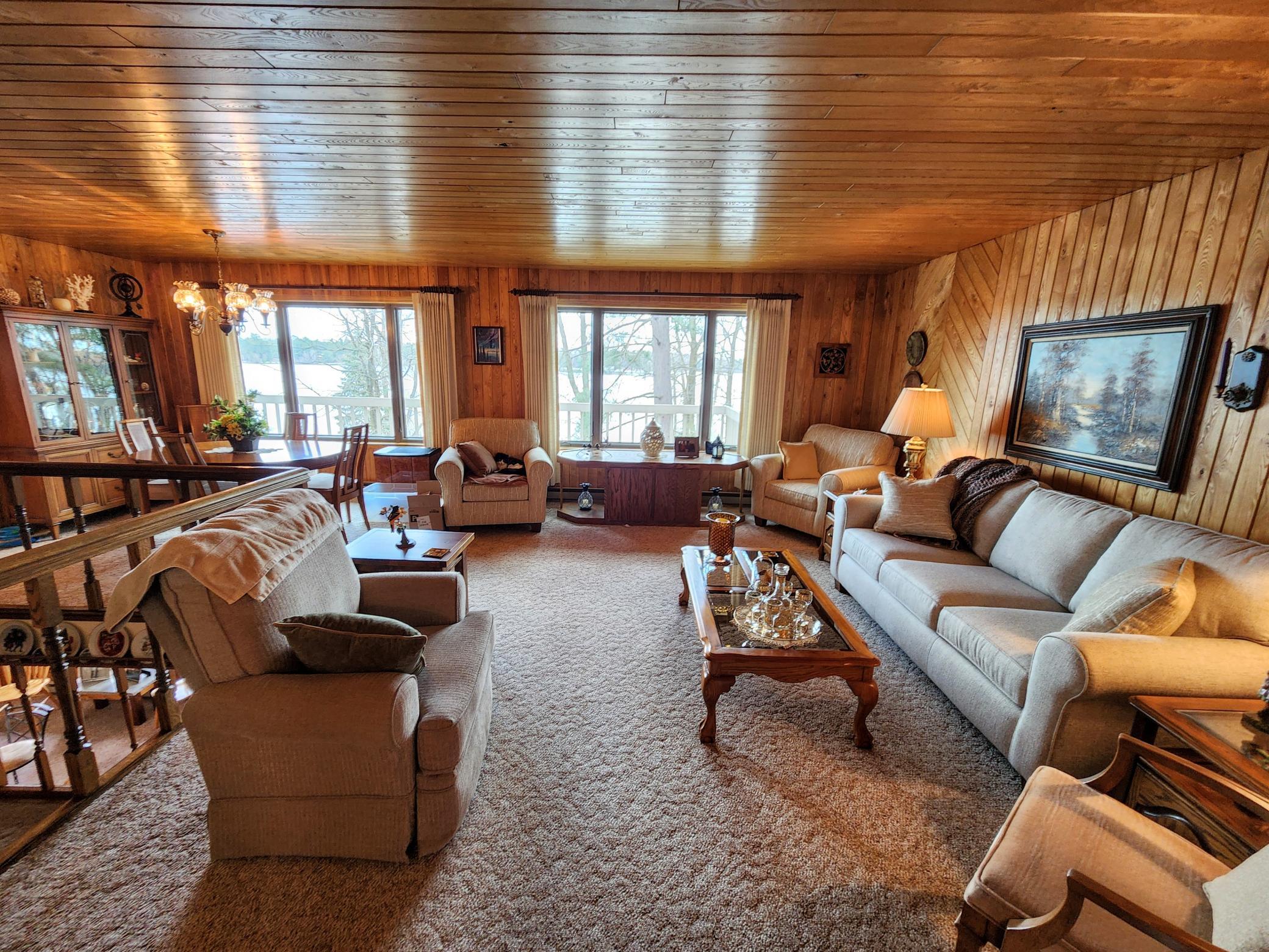 25118 Highwood Loop