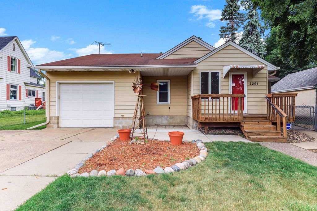 Photo of 2291 Rockwood Avenue, Saint Paul, MN 55116 (MLS # 7011852)