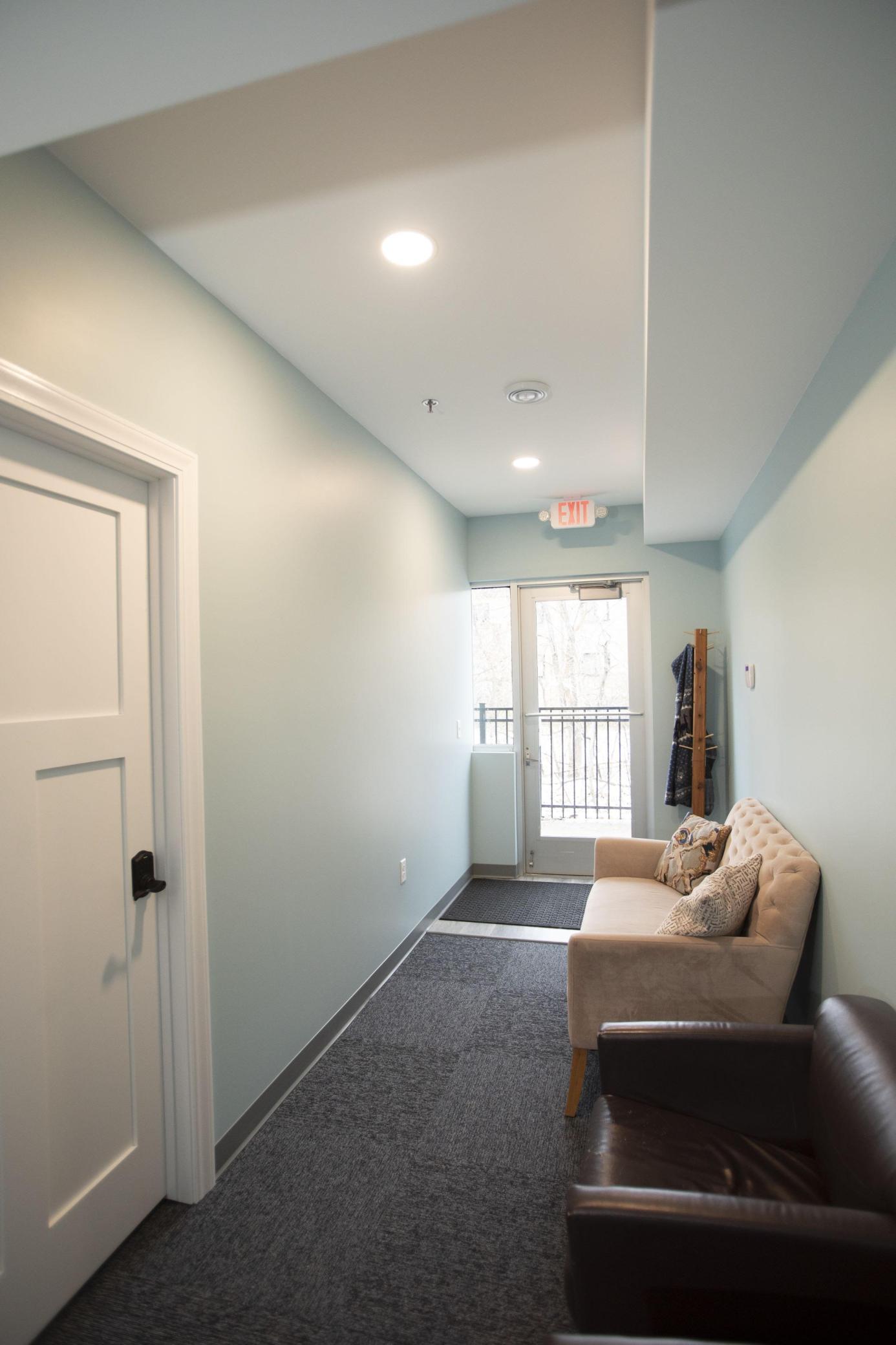 3803 Silver Lake Road NE Lower B