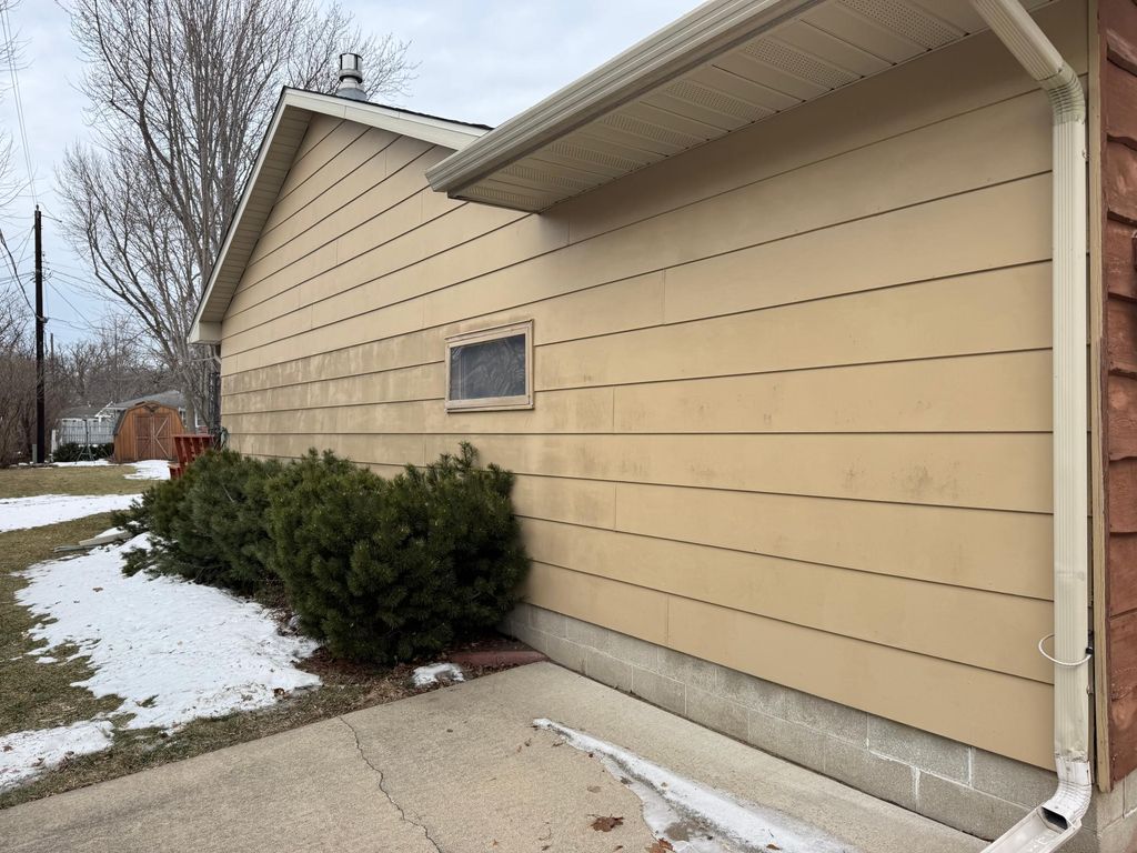 Photo of 1807 Brookside Drive, Albert Lea, MN 56007 (MLS # 7007915)