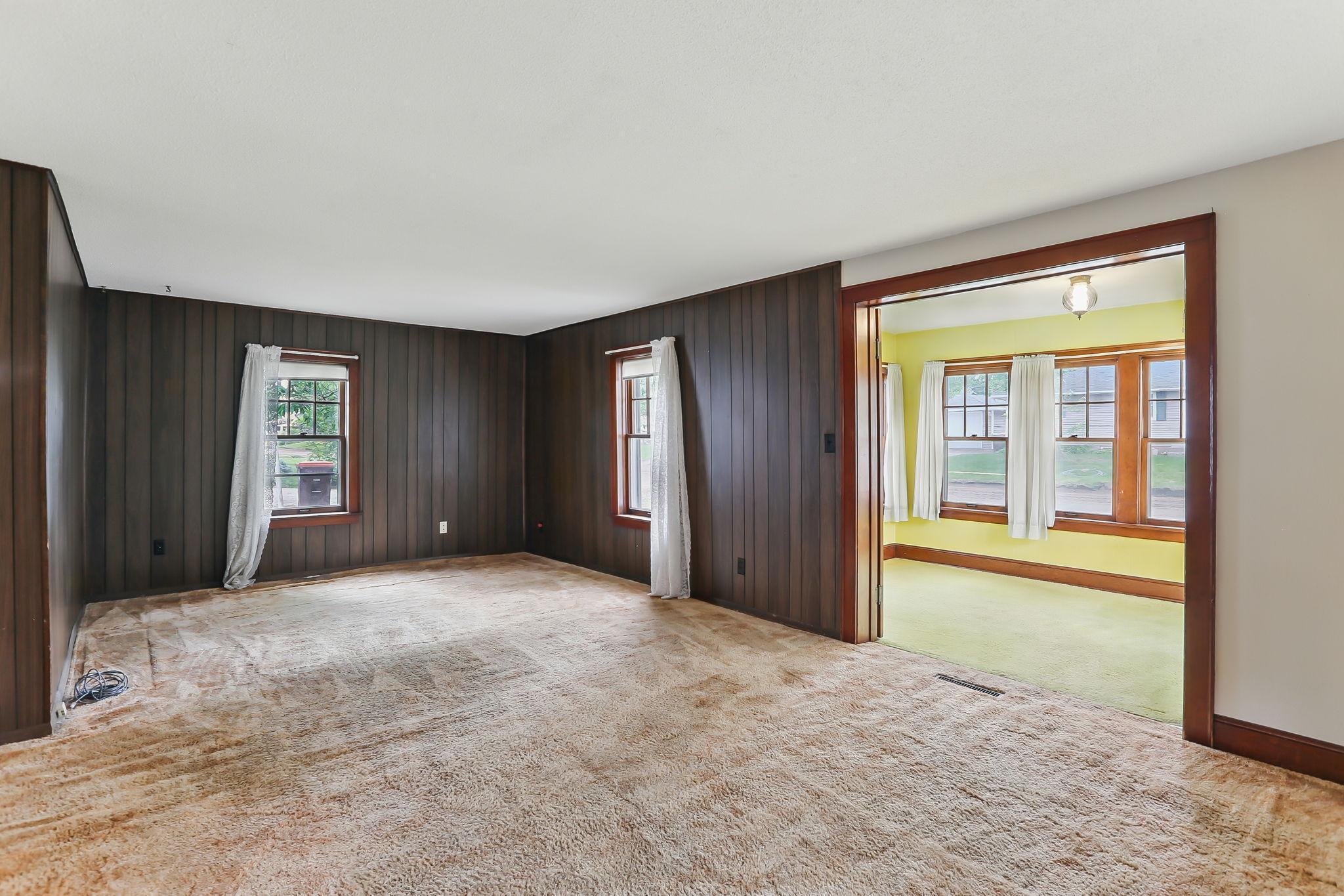1206 2nd Street W