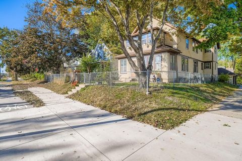 Photo of 2600 Plymouth Avenue N #A, Minneapolis, MN 55411 (MLS # 6809294) Photo of 2600 Plymouth Avenue N #A, Minneapolis, MN 55411 (MLS # 6809294)