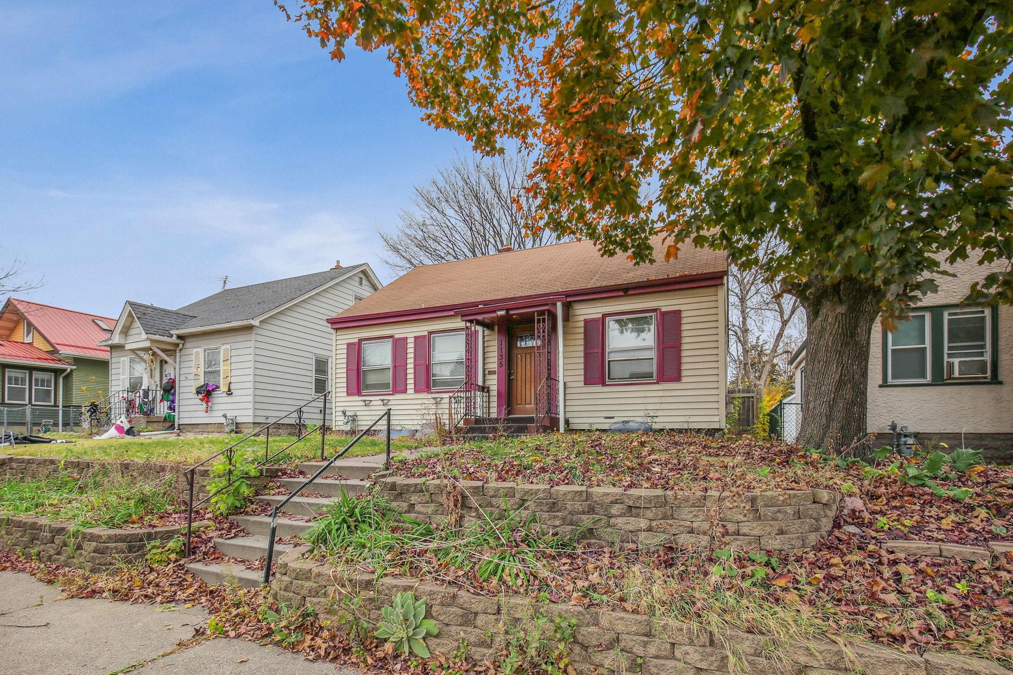 1135 Magnolia Avenue E
