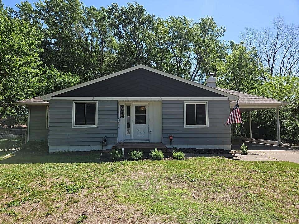 Photo of 5406 Utah Avenue N, New Hope, MN 55428 (MLS # 7049814)