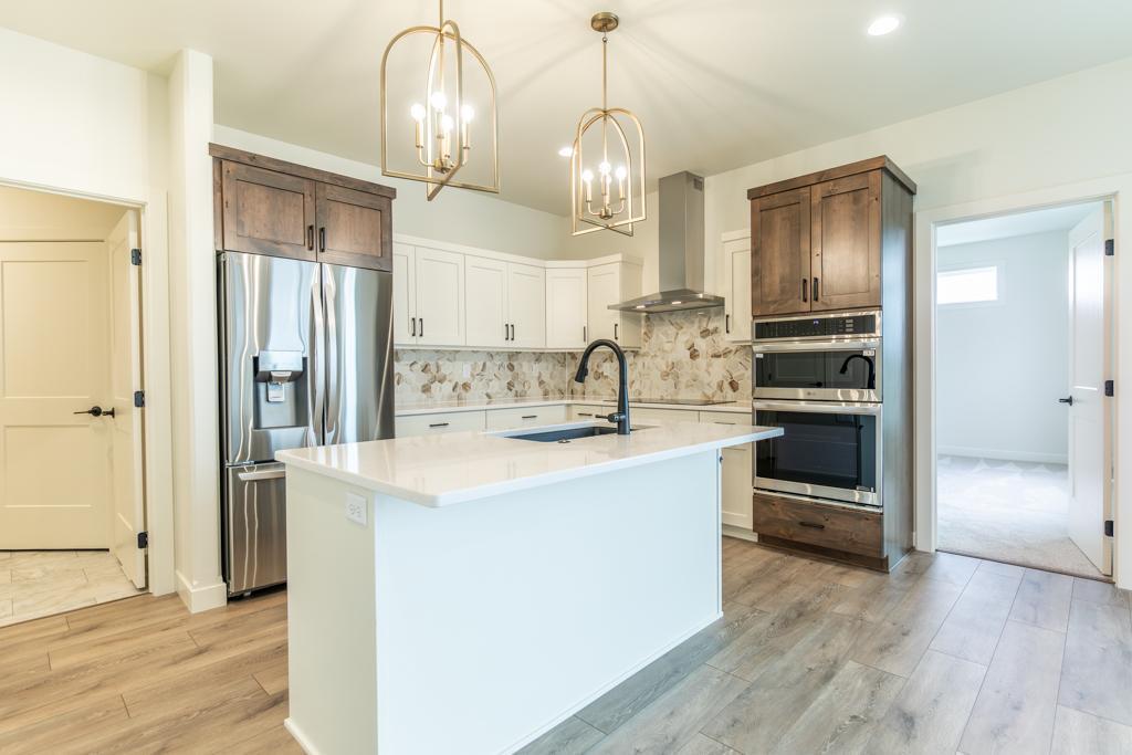 West Fargo, North Dakota 58078, United States, 2 Bedrooms Bedrooms, ,3 BathroomsBathrooms,Residential,Active,257221