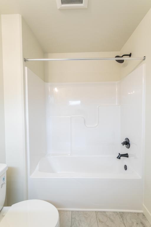 West Fargo, North Dakota 58078, United States, 2 Bedrooms Bedrooms, ,3 BathroomsBathrooms,Residential,Active,257221