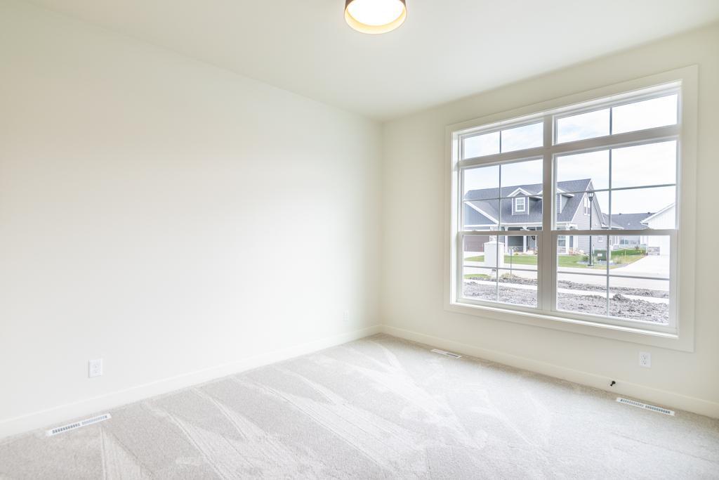 West Fargo, North Dakota 58078, United States, 2 Bedrooms Bedrooms, ,3 BathroomsBathrooms,Residential,Active,257221