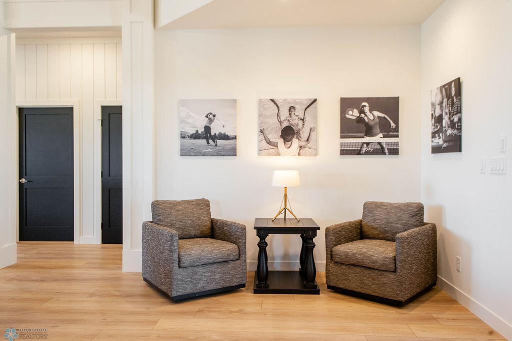 West Fargo, North Dakota 58078, United States, 2 Bedrooms Bedrooms, ,3 BathroomsBathrooms,Residential,Active,257221