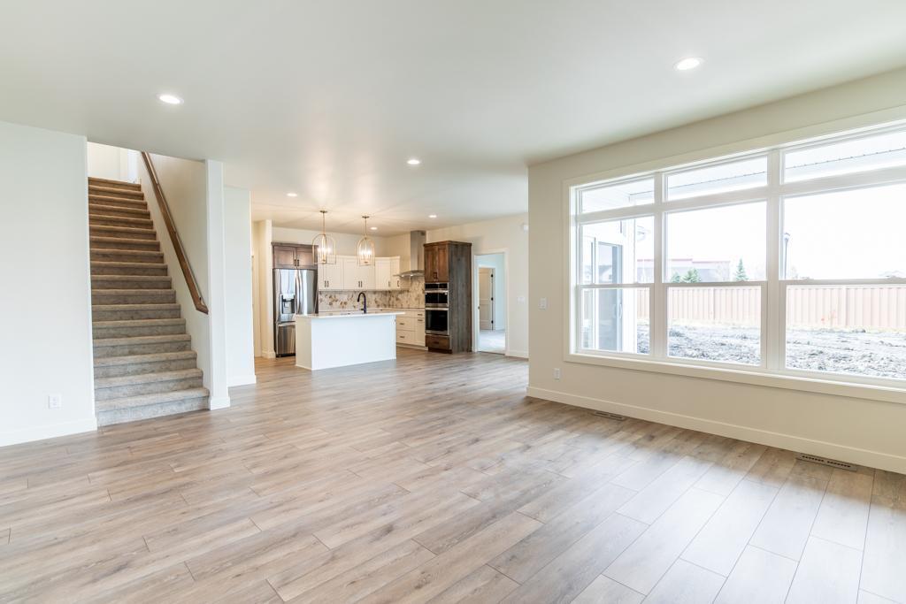 West Fargo, North Dakota 58078, United States, 2 Bedrooms Bedrooms, ,3 BathroomsBathrooms,Residential,Active,257221