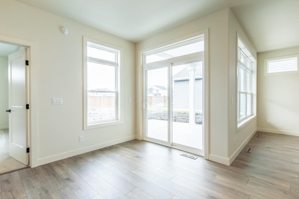 West Fargo, North Dakota 58078, United States, 2 Bedrooms Bedrooms, ,3 BathroomsBathrooms,Residential,Active,257221