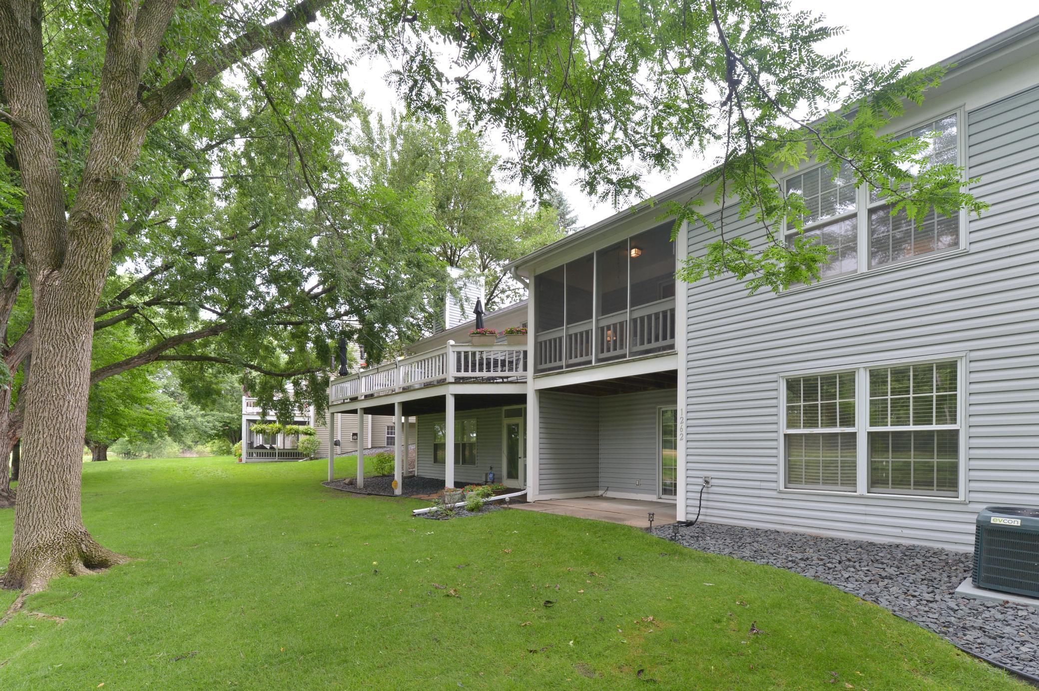 1262 Pond View Lane
