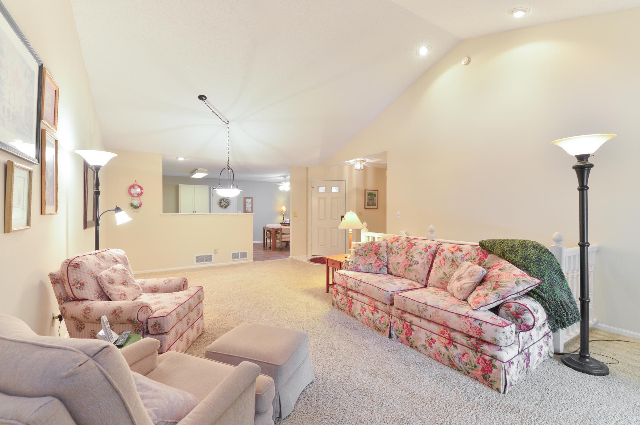 1262 Pond View Lane