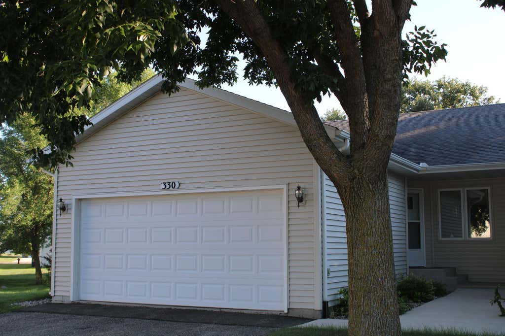 Photo of 330 Sunfish Court, Winsted, MN 55395 (MLS # 7121929)