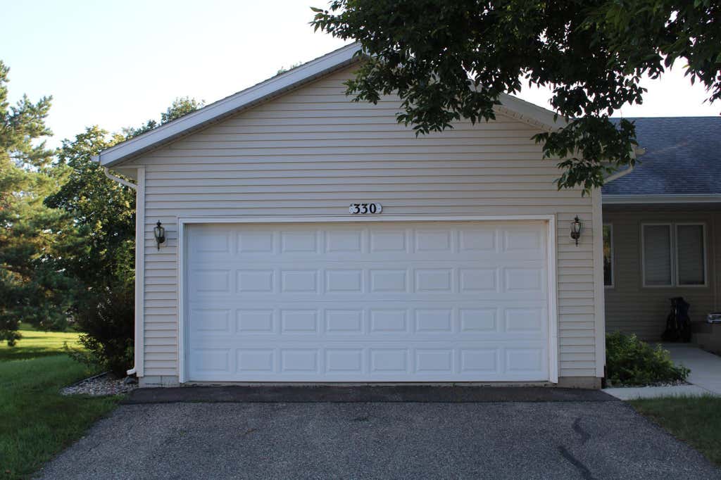 Photo of 330 Sunfish Court, Winsted, MN 55395 (MLS # 7121929)
