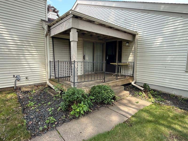Photo of 155 Bordeaux Court, Woodbury, MN 55125 (MLS # 7117779)