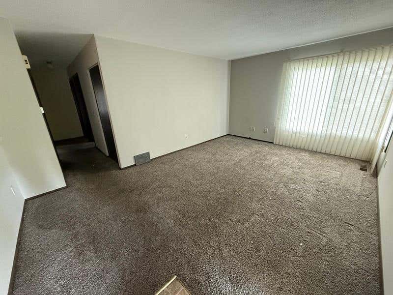 Photo of 155 Bordeaux Court, Woodbury, MN 55125 (MLS # 7117779)
