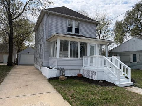 Photo of 30 10th Street NW, Rochester, MN 55901 (MLS # 7058957)