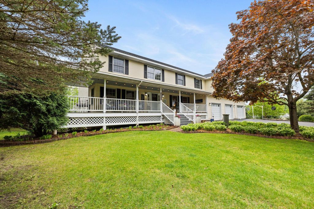 Photo of 31789 Lakeway Drive NE, Cambridge, MN 55008 (MLS # 7038117)