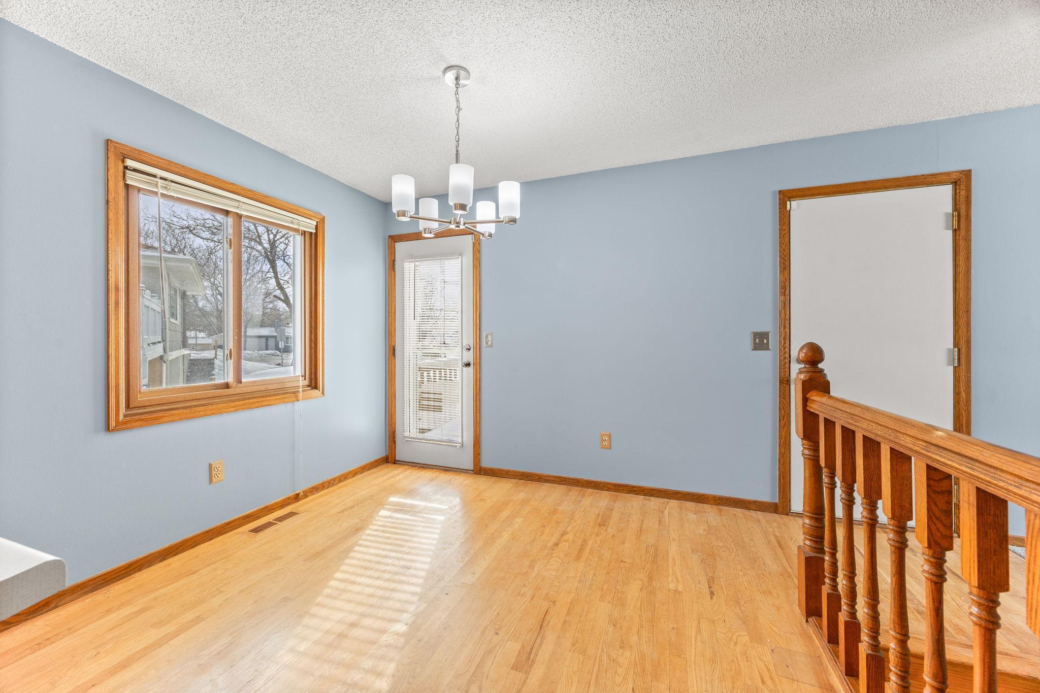 4235 Royce Street NE