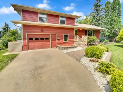 Photo of 706 Greenvale Avenue W, Northfield, MN 55057 (MLS # 6755500)