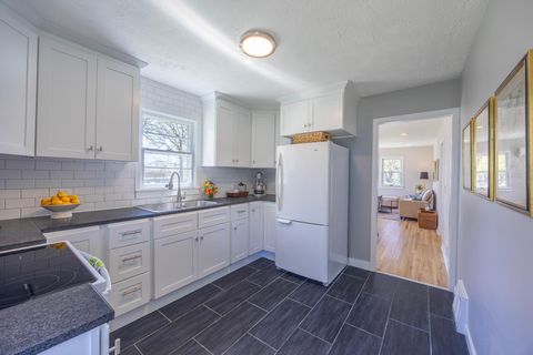7524 Edgebrook Drive Saint Louis Park MN 55426