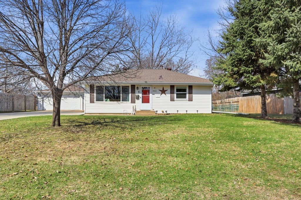 Photo of 8412 4th Avenue S, Bloomington, MN 55420 (MLS # 7053635)