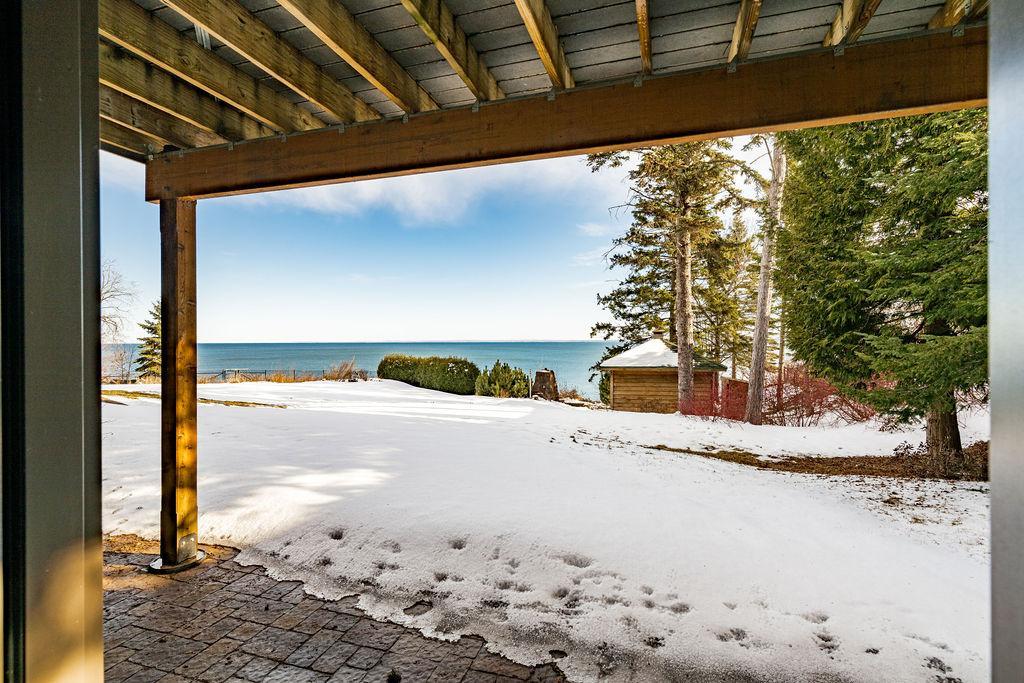 Duluth, Minnesota, 55804, United States, 2 Bedrooms Bedrooms, ,2 BathroomsBathrooms,Residential,Active,2032415