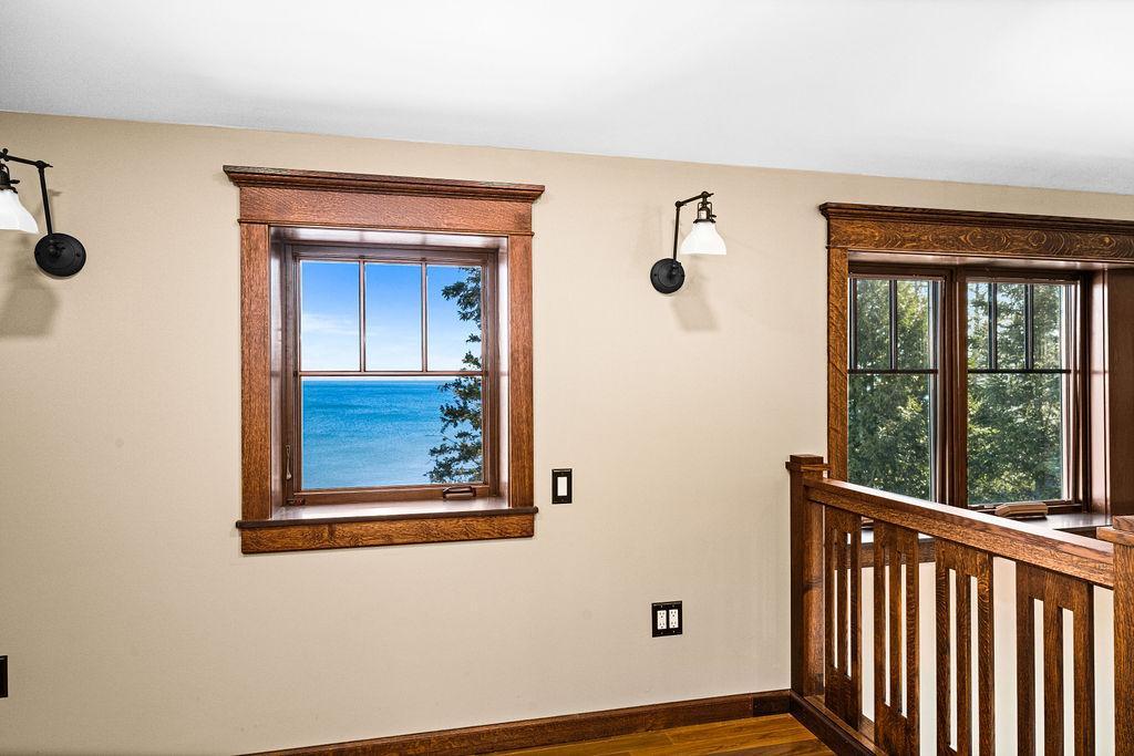 Duluth, Minnesota, 55804, United States, 2 Bedrooms Bedrooms, ,2 BathroomsBathrooms,Residential,Active,2032415