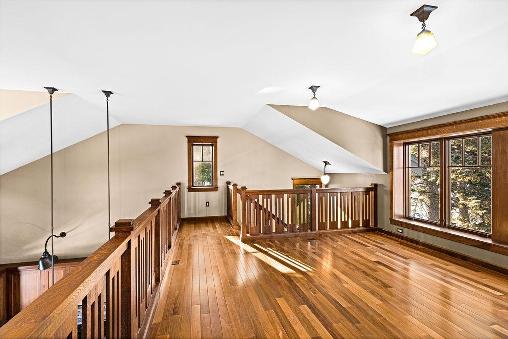 Duluth, Minnesota, 55804, United States, 2 Bedrooms Bedrooms, ,2 BathroomsBathrooms,Residential,Active,2032415