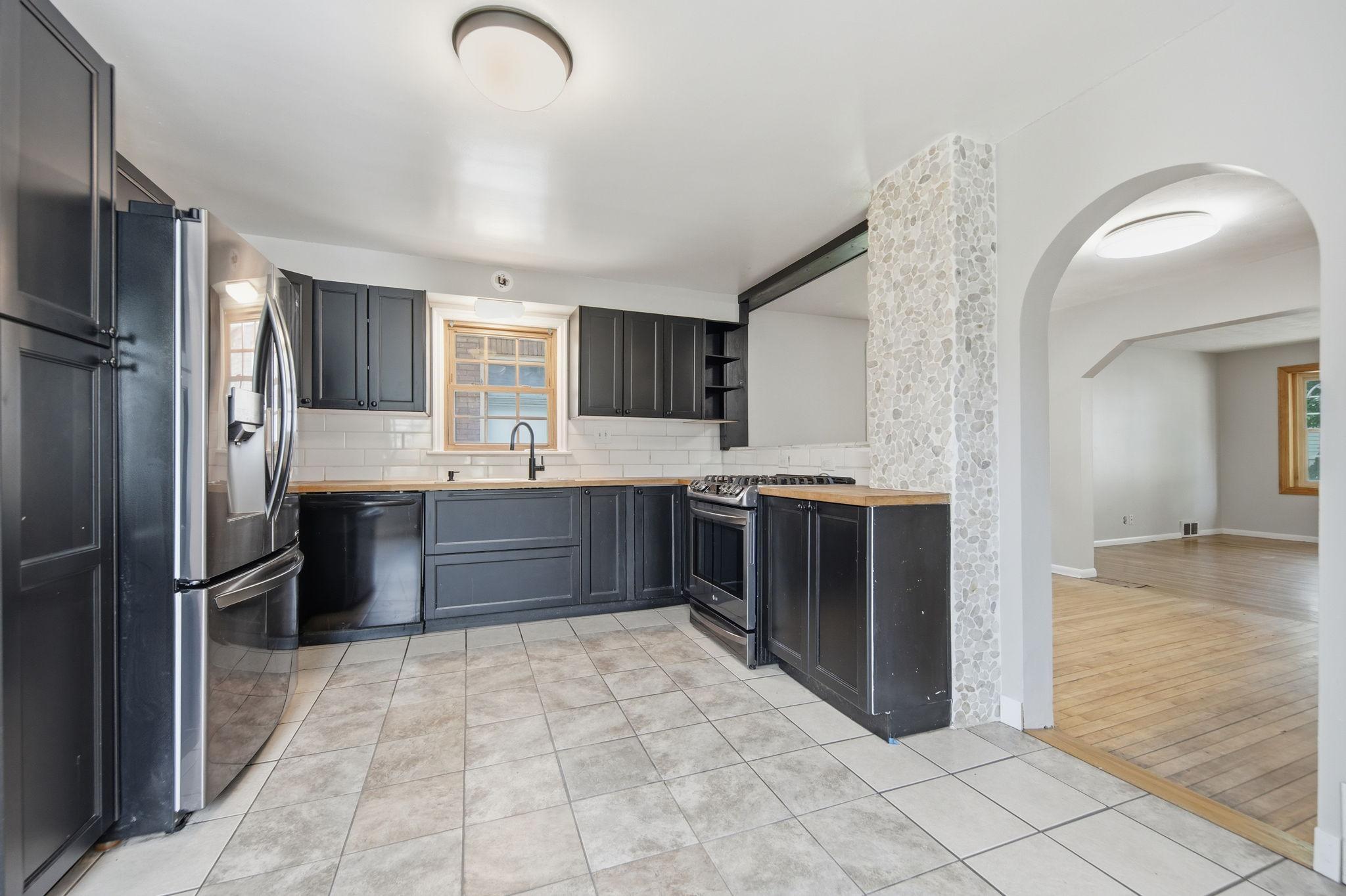 410 Superior Street