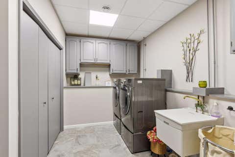 Tiny photo for 2041 Oakridge Street, Saint Paul, MN 55119 (MLS # 7117527)