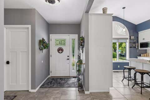 Tiny photo for 2041 Oakridge Street, Saint Paul, MN 55119 (MLS # 7117527)