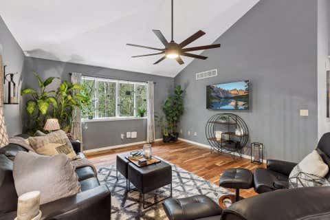 Tiny photo for 2041 Oakridge Street, Saint Paul, MN 55119 (MLS # 7117527)