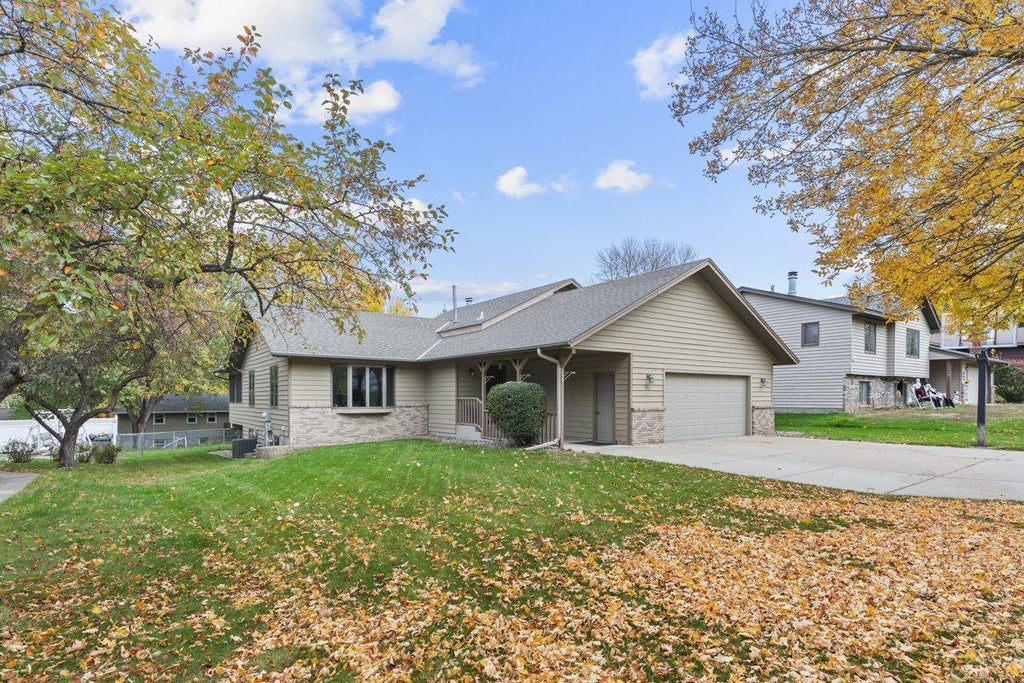 Photo of 1921 Linda Lane, Saint Cloud, MN 56301 (MLS # 7159613)