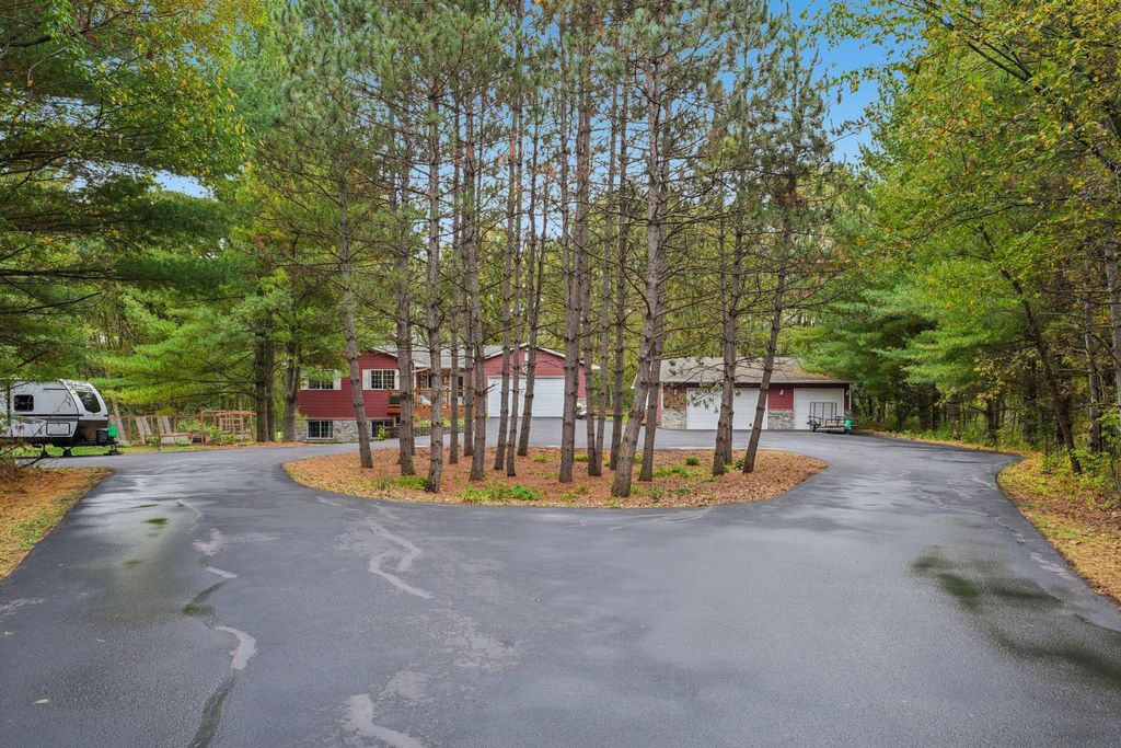 Photo of 5612 164th Avenue NW, Anoka, MN 55303 (MLS # 6793499)