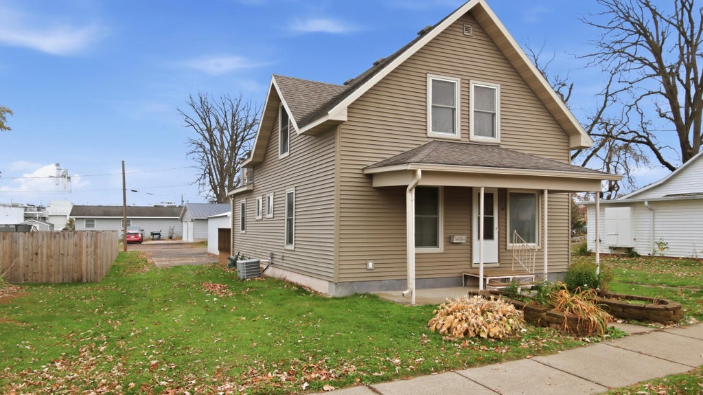 Photo of 34 N 5th Street, Barron, WI 54812 (MLS # 7166773)