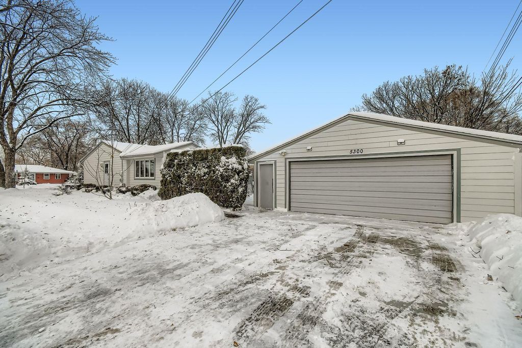 Photo of 5300 Newton Avenue N, Brooklyn Center, MN 55430 (MLS # 6819029)