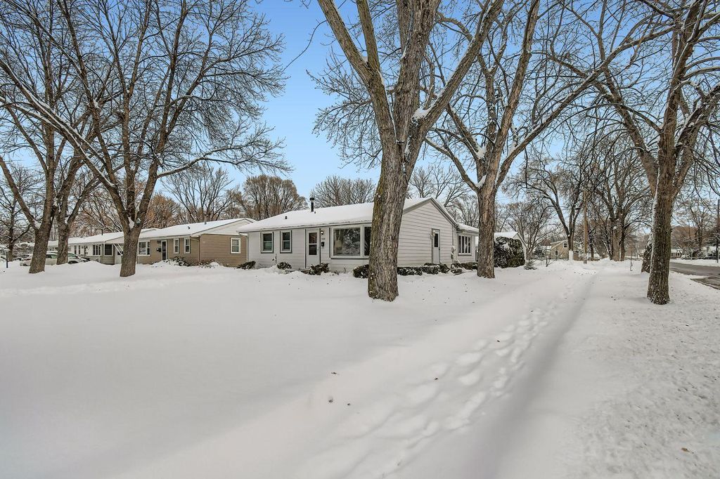 Photo of 5300 Newton Avenue N, Brooklyn Center, MN 55430 (MLS # 6819029)