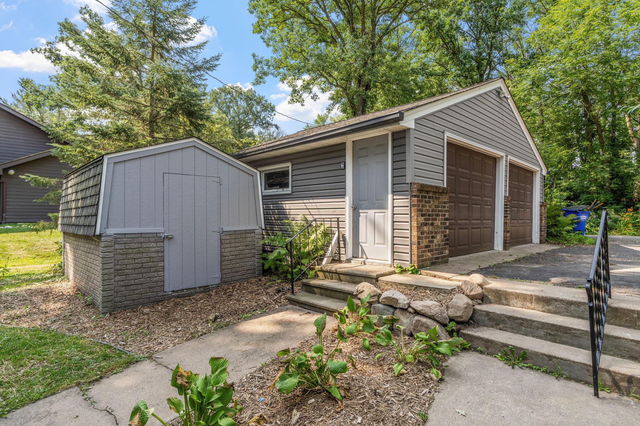130 206th Street - Photo 4